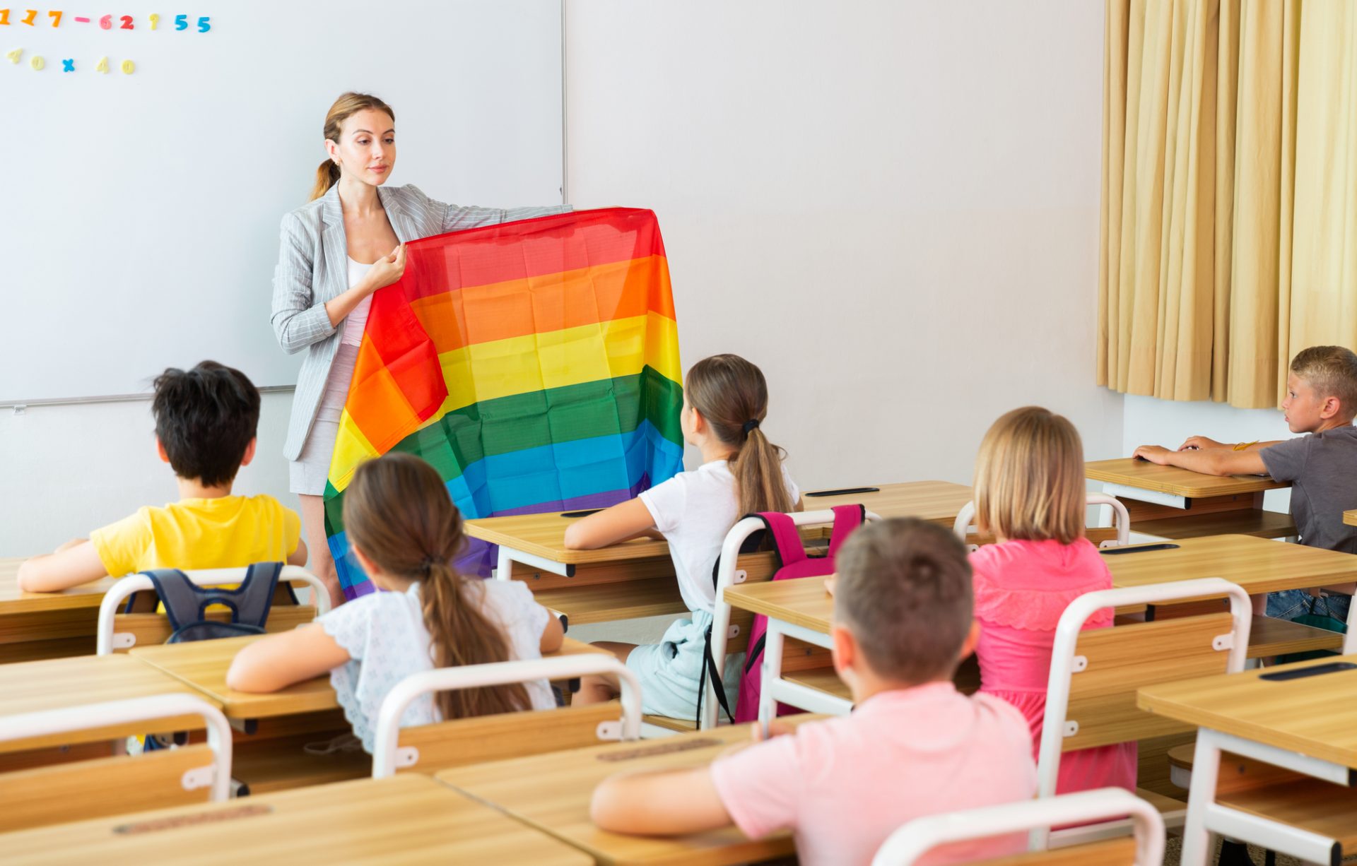 Senat u Floridi zakonom onemogućio LGBT agendu i aktivizam nad djecom od četiri do osam godina