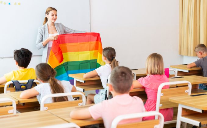 Poljska usvojila novi amandman kojim štiti djecu od seksualno eksplicitnog sadržaja u školama