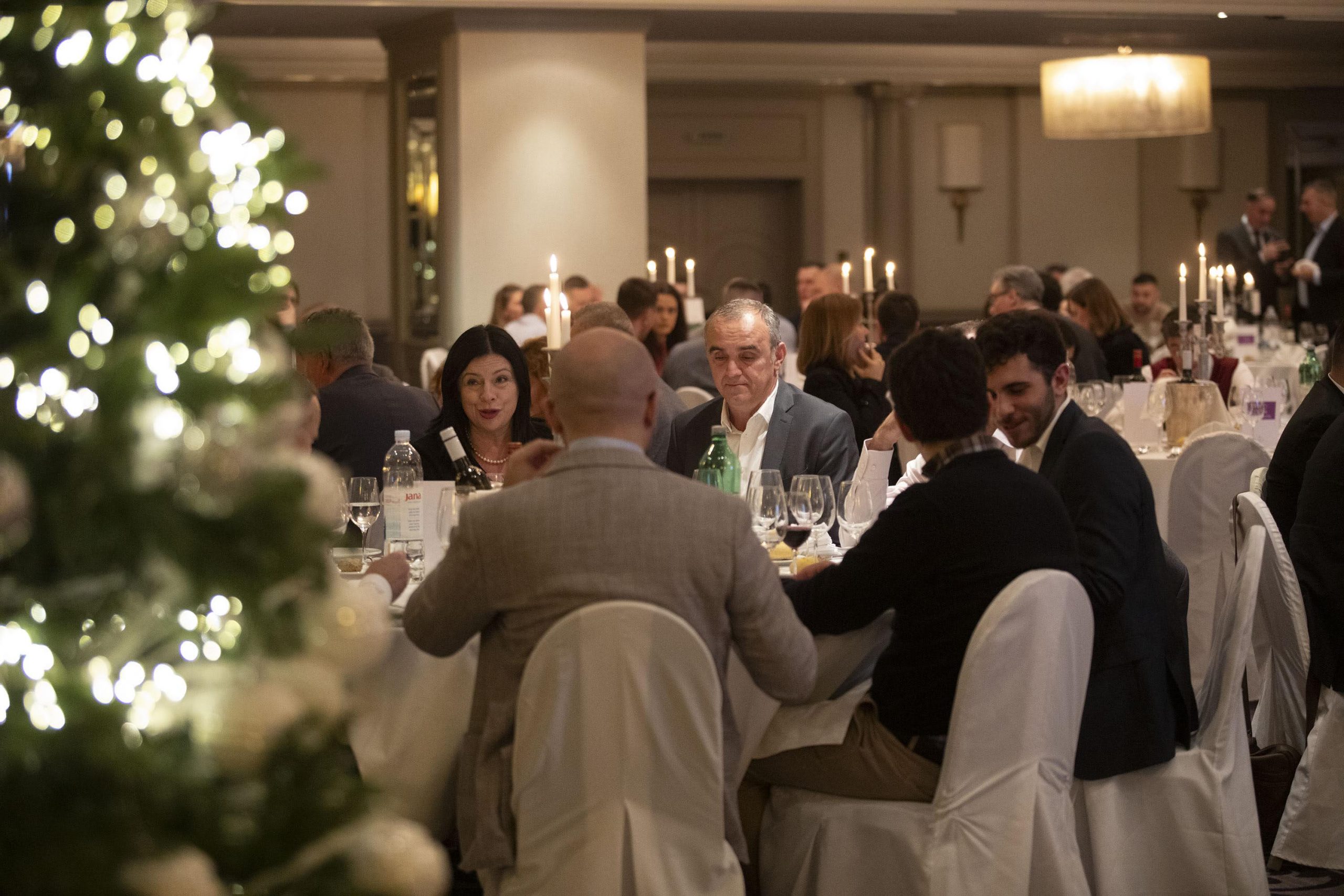 U IME OBITELJI-foto cetkovic