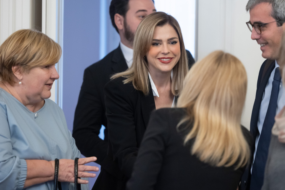 HN20240229422324-scaled