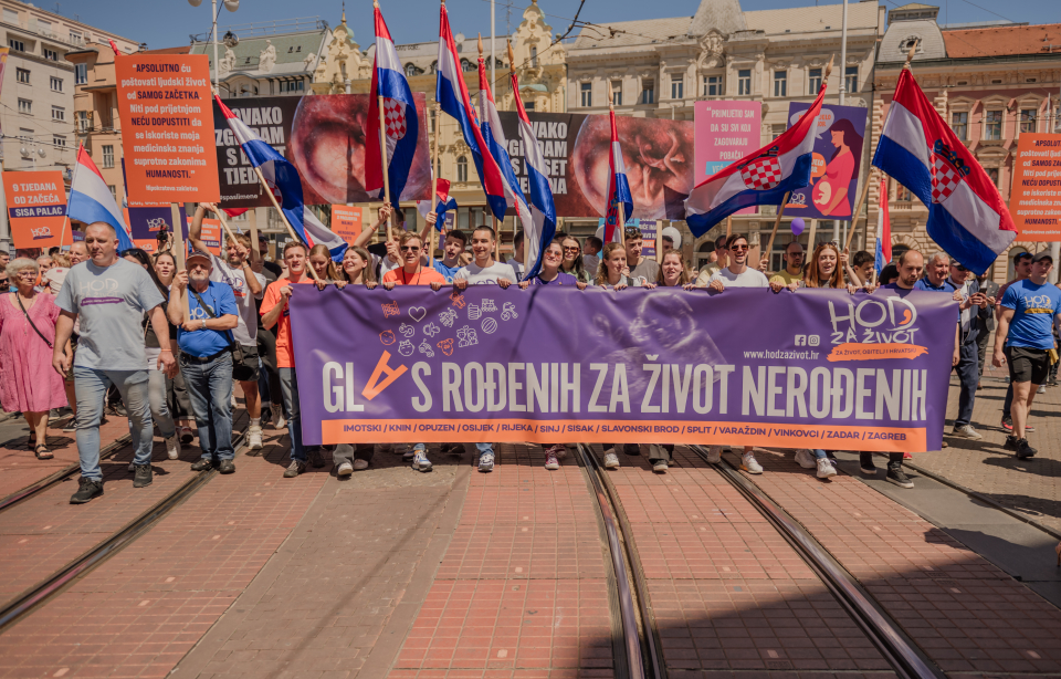 Hod za život u Zagrebu: Očekujemo zakon koji štiti pravo na život nerođenog djeteta!
