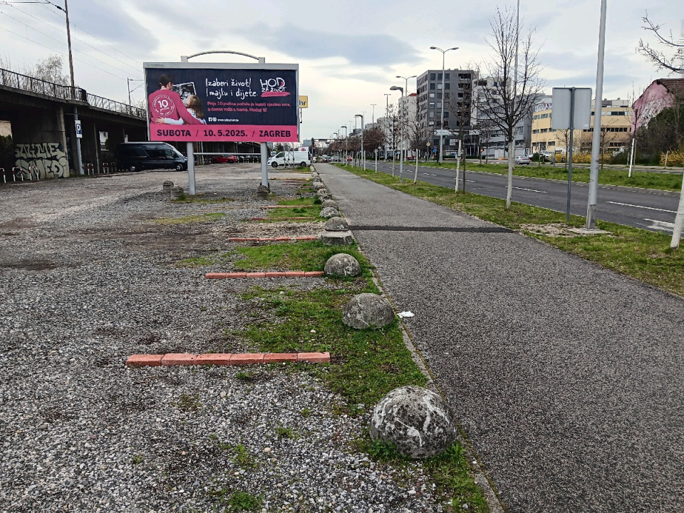 NOVA-BRANIMIROVA-HEINZLOVA-1