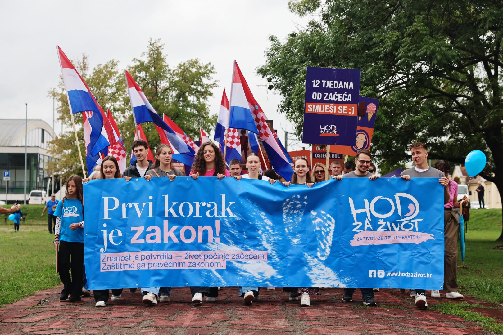 Hod za život u Karlovcu